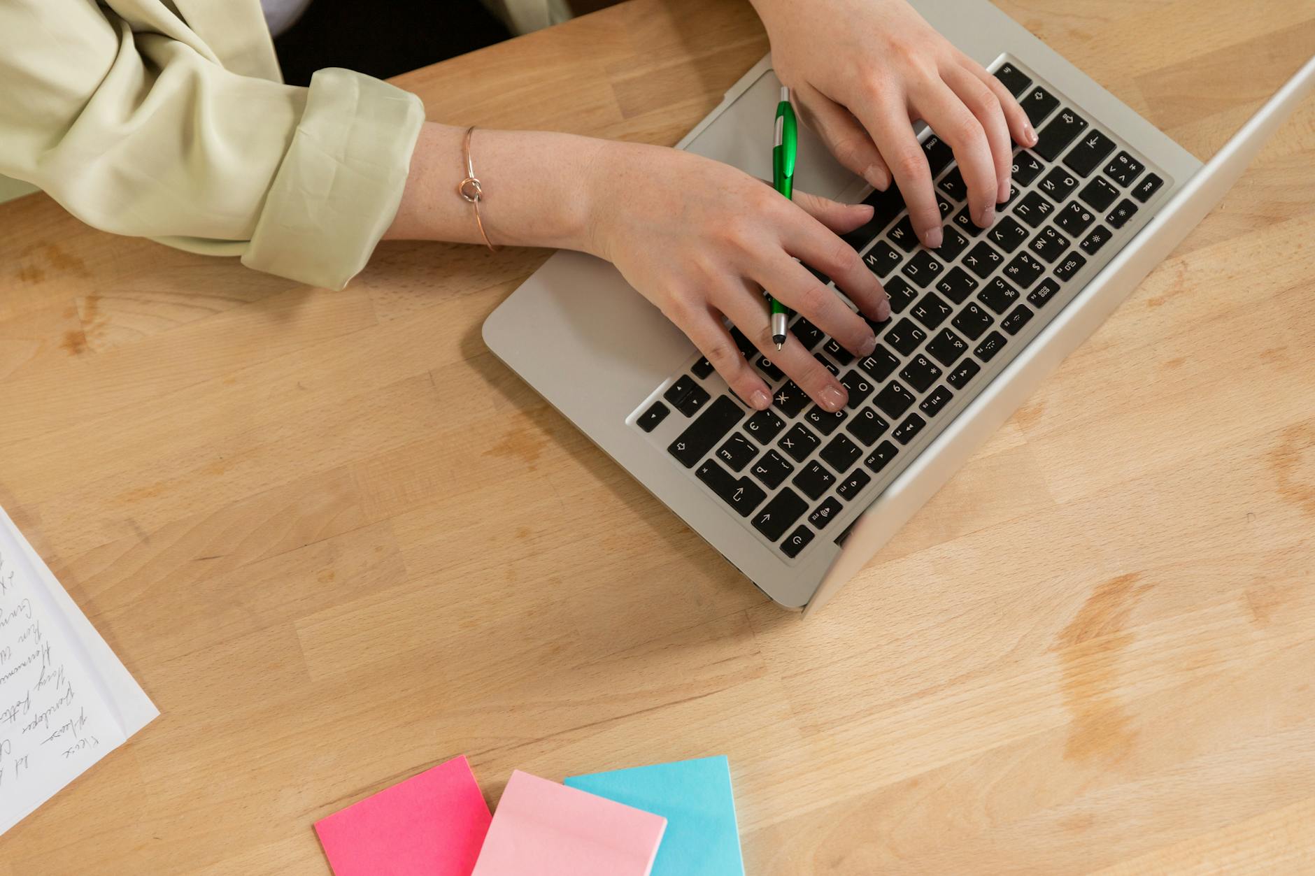 Creating a new PowerPoint presentation with Copilot from a prompt